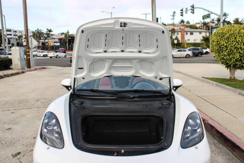 2019 Porsche 718 Boxster