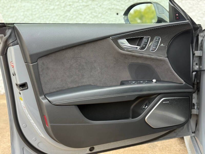 2018 Audi RS 7 4.0T quattro performance