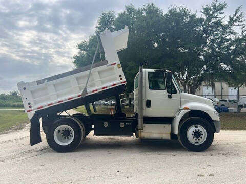 2016 International DuraStar 4300