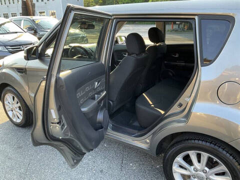 2013 Kia Soul +