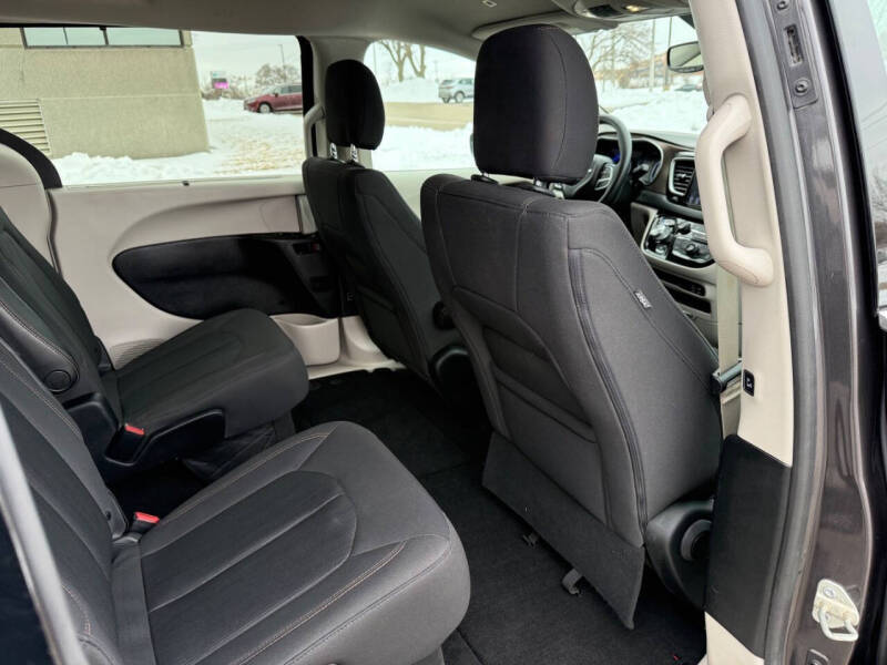 2019 Chrysler Pacifica Touring Plus