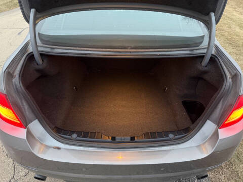 2012 BMW 5 Series 535i