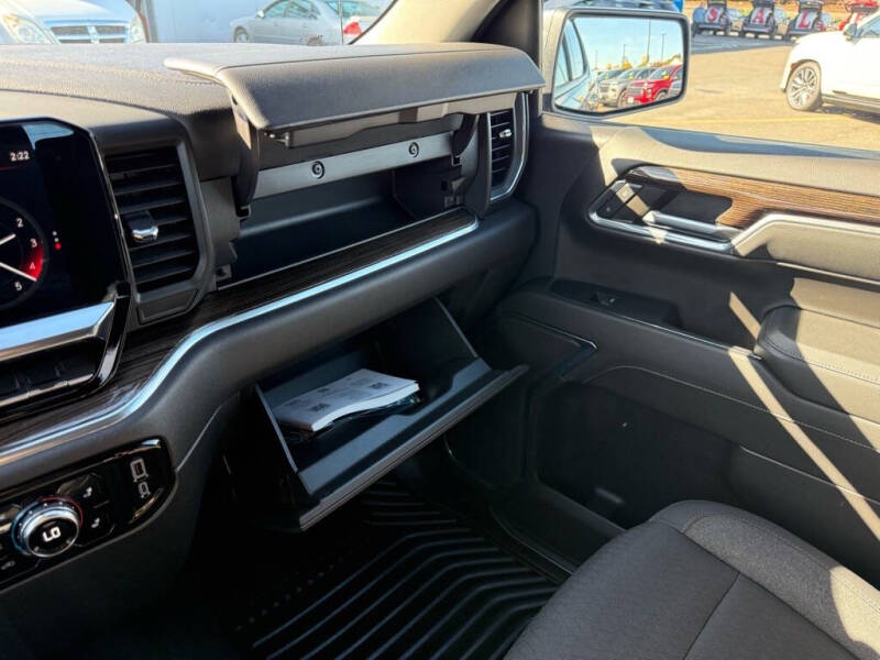 2024 GMC Sierra 1500 Elevation Standard