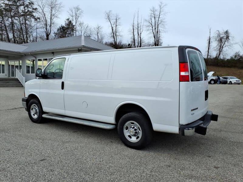 2024 Chevrolet Express 2500
