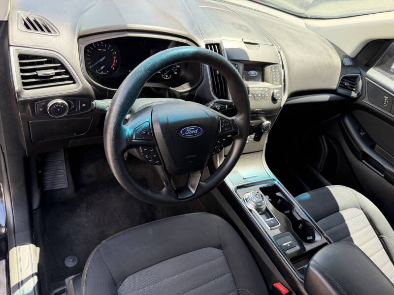 2019 Ford Edge SE