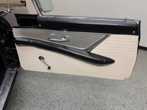 1956 Ford Thunderbird