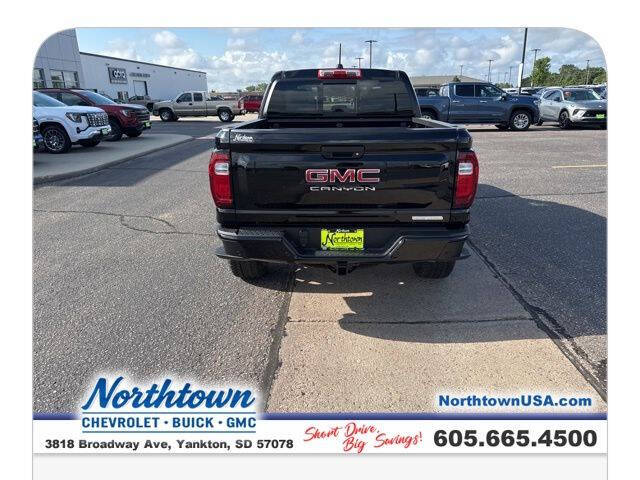 2025 GMC Canyon Elevation