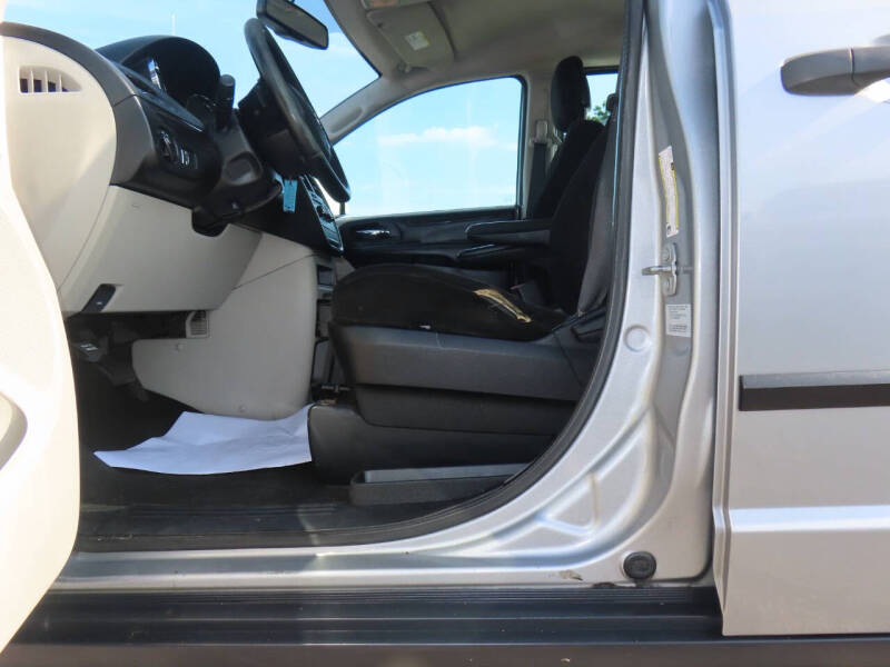 2016 Dodge Grand Caravan American Value Package
