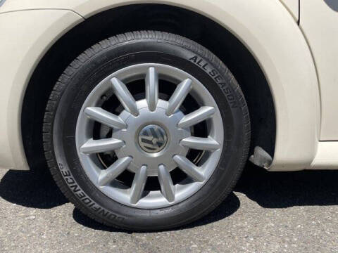 2005 Volkswagen New Beetle Convertible GLS