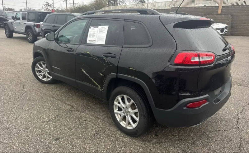 2017 Jeep Cherokee