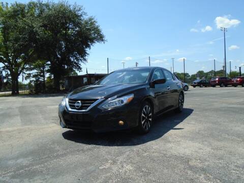 2018 Nissan Altima for sale at American Auto Exchange in Houston TX