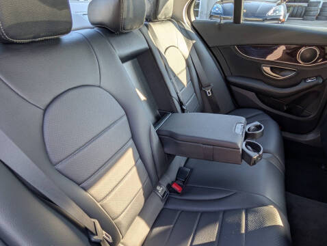 2015 Mercedes-Benz C-Class C 300