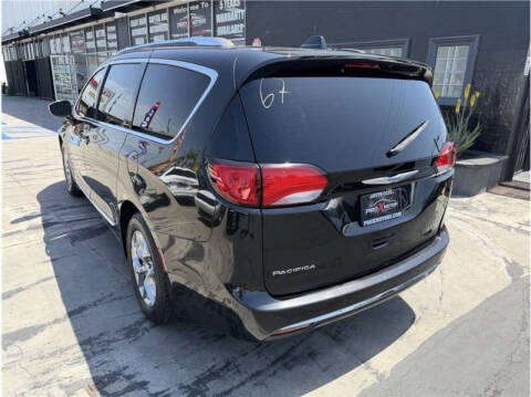 2018 Chrysler Pacifica Limited
