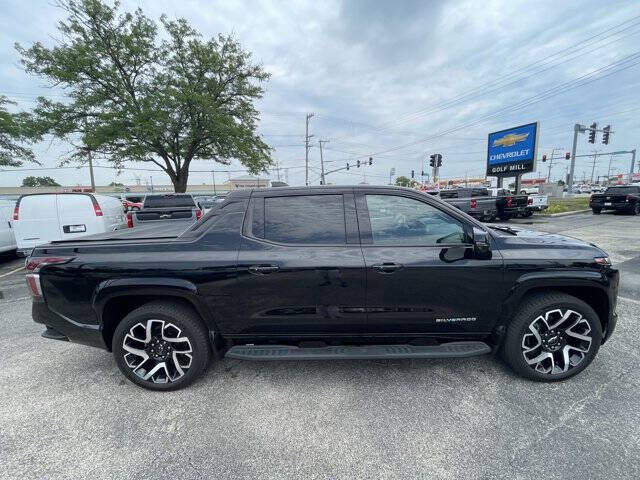 2025 Chevrolet Silverado EV RST