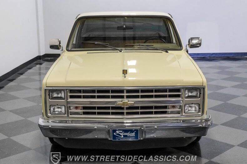 1987 Chevrolet R/V 10 Series