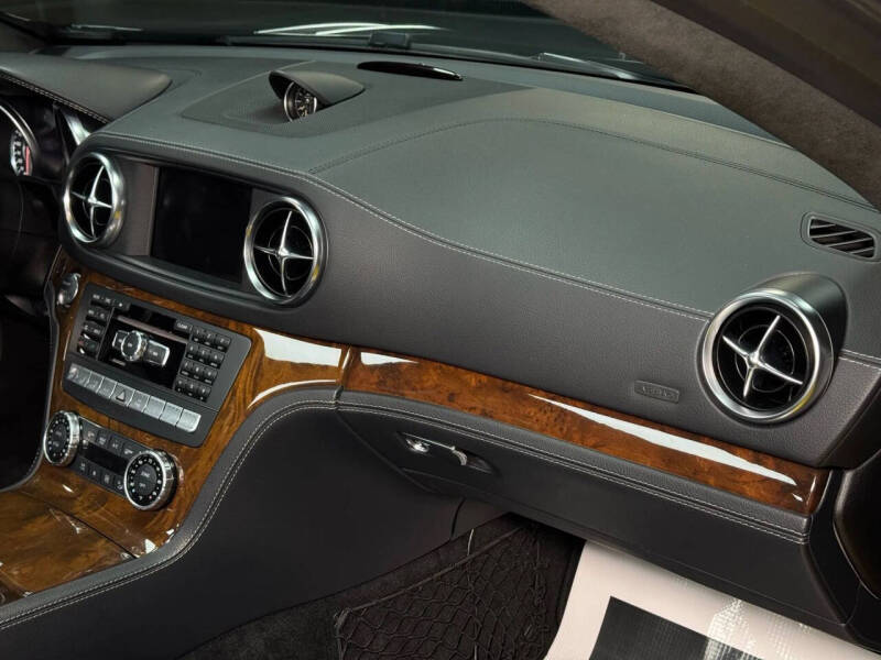 2013 Mercedes-Benz SL-Class SL 63 AMG