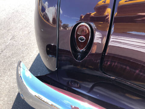 1948 Plymouth Super Deluxe