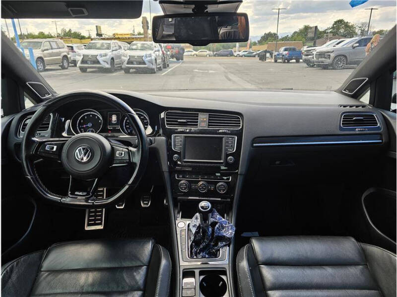 2016 Volkswagen Golf R
