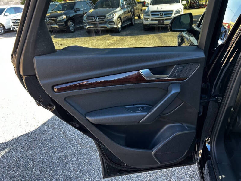 2018 Audi Q5 2.0T quattro Premium Plus