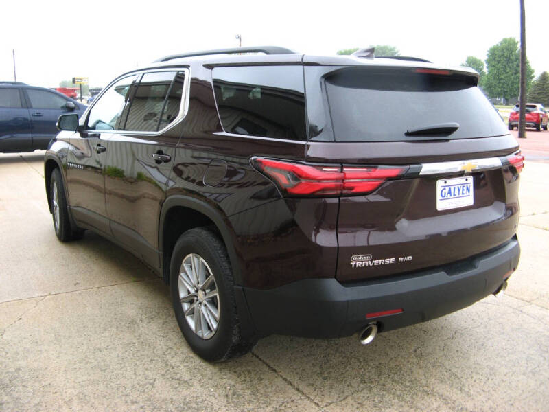 2023 Chevrolet Traverse LT Leather