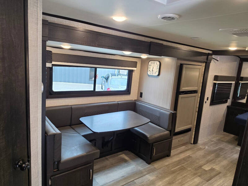 2022 Jayco Jay Feather
