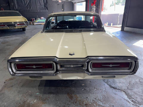 1965 Ford Thunderbird