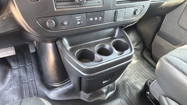2024 Chevrolet Express 2500