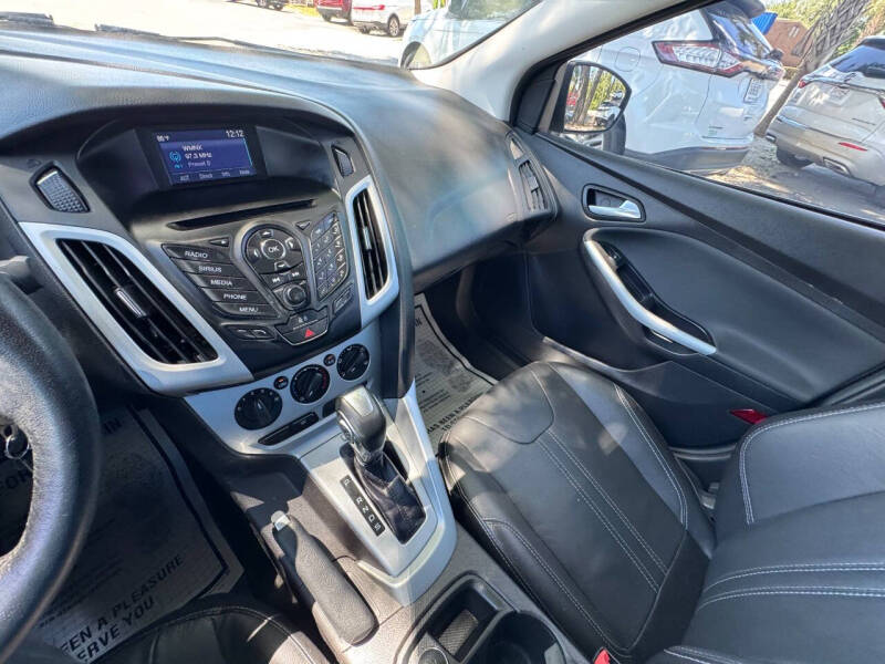 2014 Ford Focus SE
