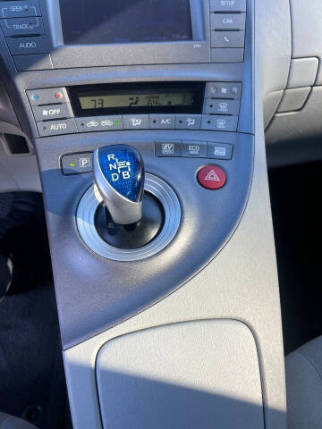 2014 Toyota Prius Two