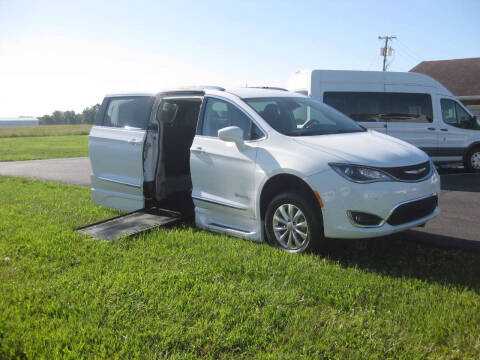 2018 Chrysler Pacifica Touring L Plus