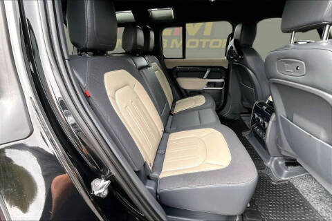 2022 Land Rover Defender 110 X-Dynamic SE