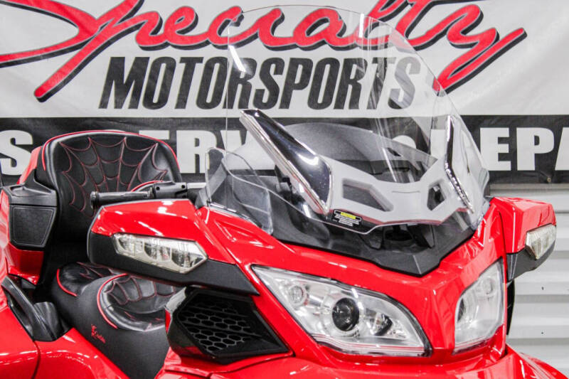 2012 Can-Am Spyder RT-S SM5