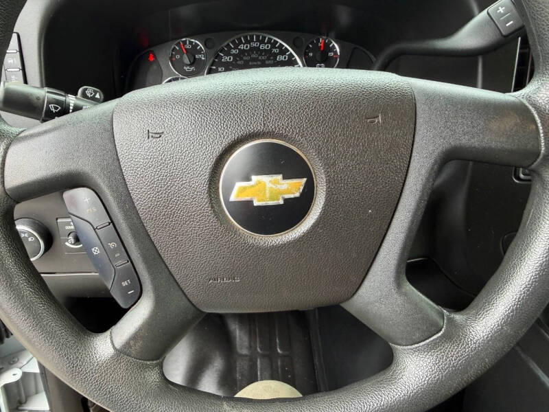 2021 Chevrolet Express 2500