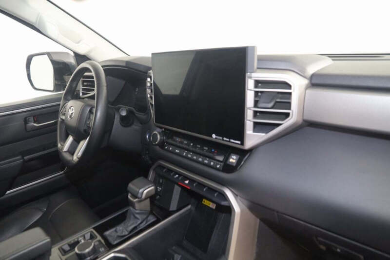 2023 Toyota Tundra Limited HV