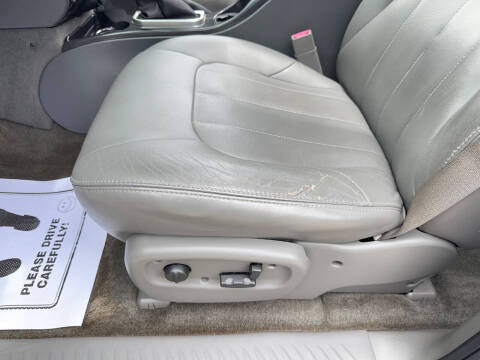 2004 GMC Envoy XUV SLT