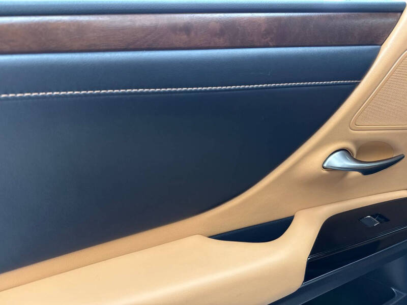 2022 Lexus ES 350