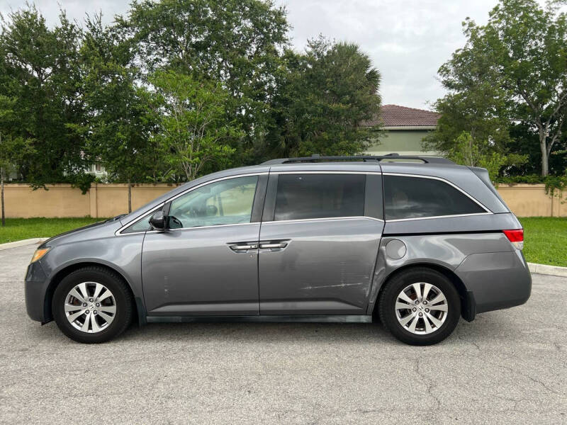 2014 Honda Odyssey null photo 6