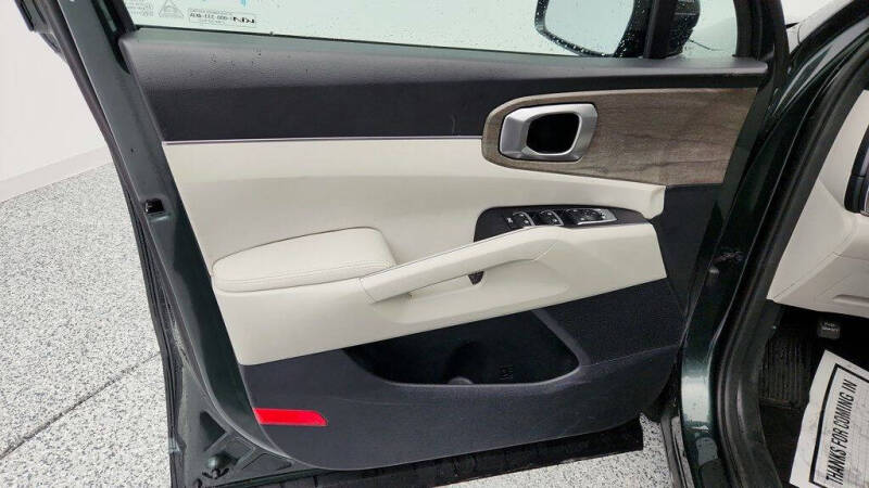 2023 Kia Sorento X-Line S