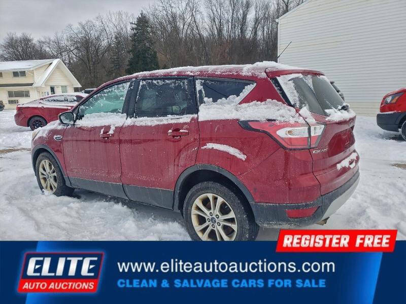 2017 Ford Escape SE