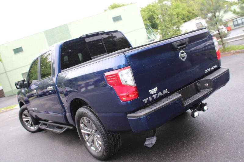2018 Nissan Titan SV