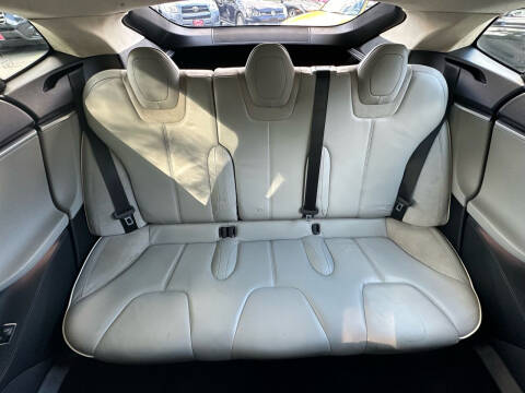 2013 Tesla Model S Performance