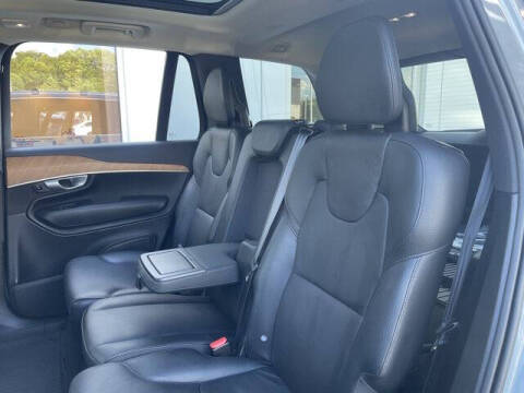 2024 Volvo XC90 B6 Core Bright Theme