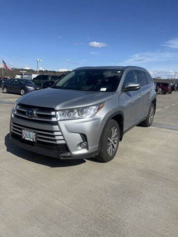 2019 Toyota Highlander Hybrid for sale at Chevrolet Buick GMC of Puyallup in Puyallup WA