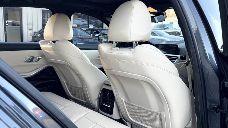 2019 BMW 3 Series 330i