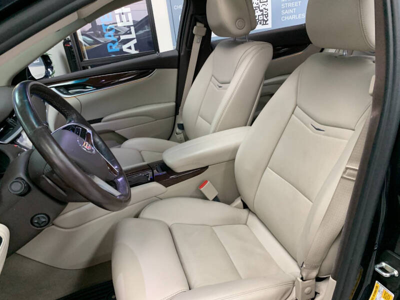 2013 Cadillac XTS Luxury Collection