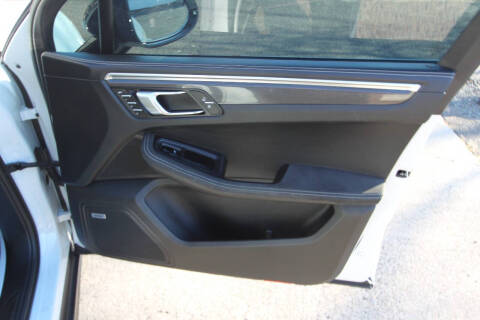 2023 Porsche Macan GTS