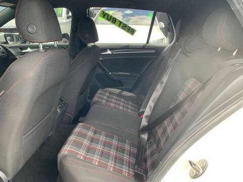 2017 Volkswagen Golf GTI S