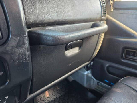 2003 Jeep Wrangler SE