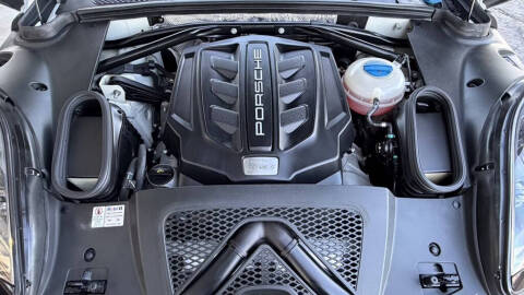 2016 Porsche Macan S