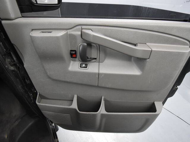 2018 GMC Savana 2500